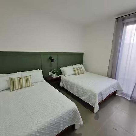 Urban Justo Sierra Aparthotel Гуадалахара Екстериор снимка