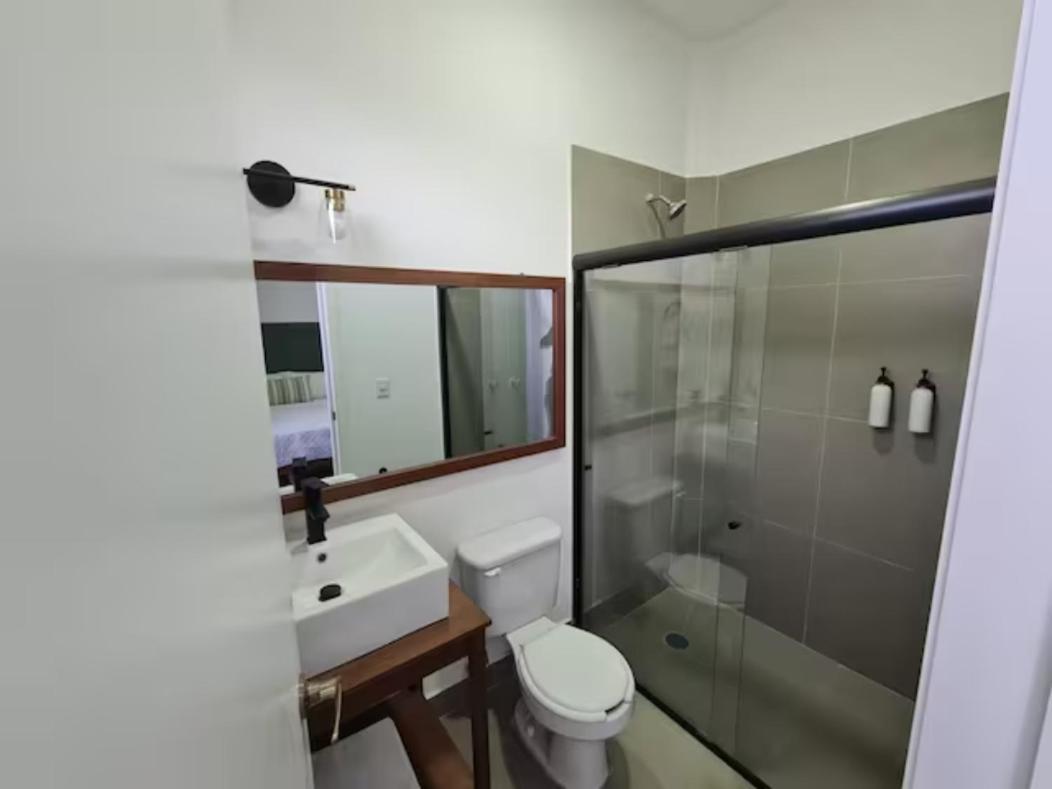 Urban Justo Sierra Aparthotel Гуадалахара Екстериор снимка